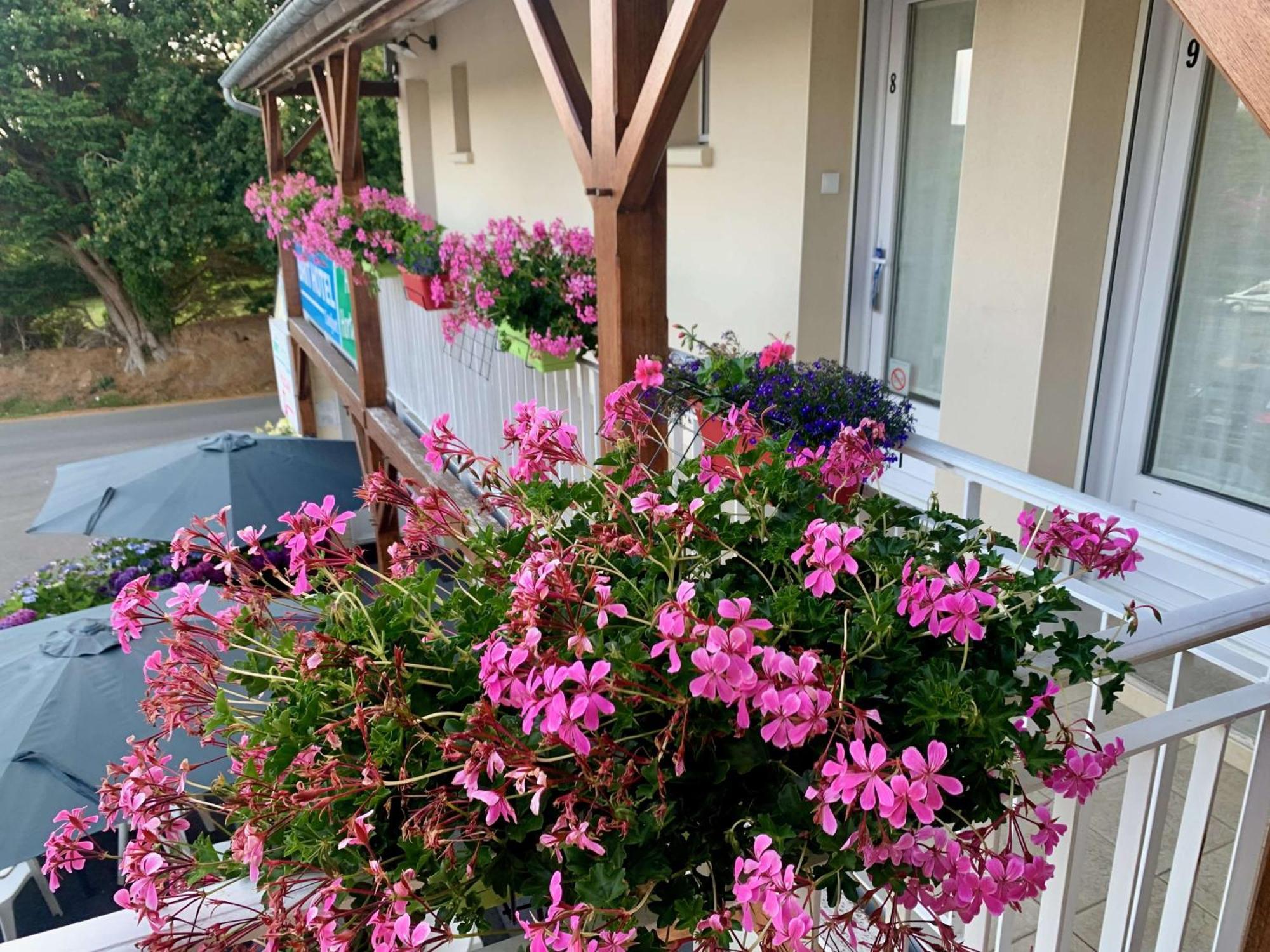 BRIT HOTEL Lannion Perros Exterior foto